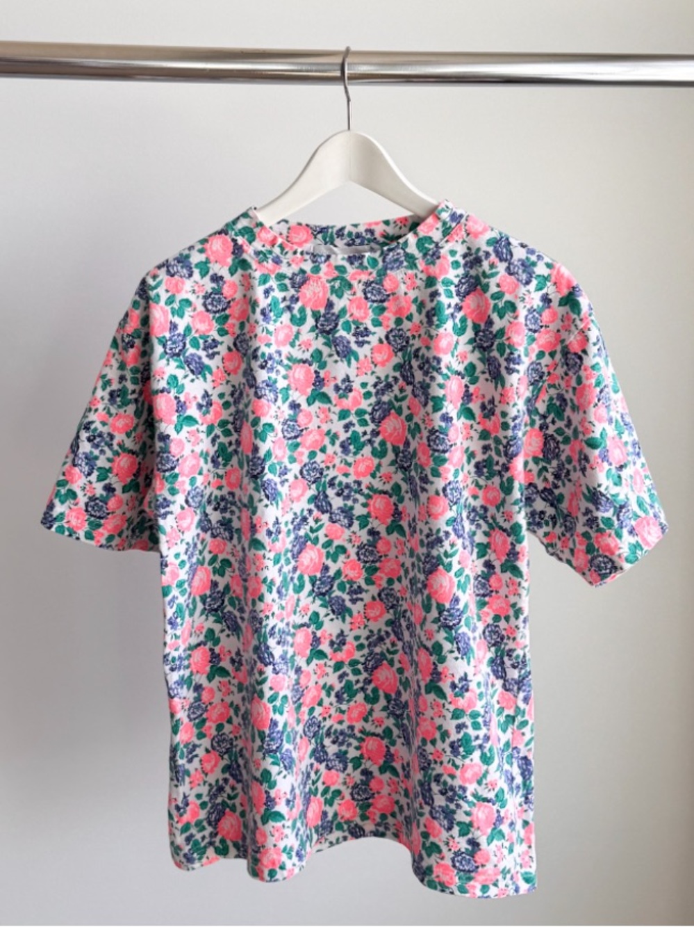 Vtg Northern Reflections All Over Floral T-Shirt 90s Heritage Blue Pink 20.5x26